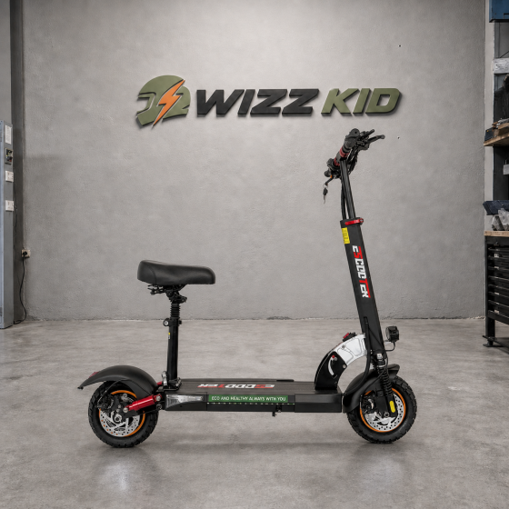 EMANBA L10 Electric Scooter main photograph in the Wizz Kid studio
